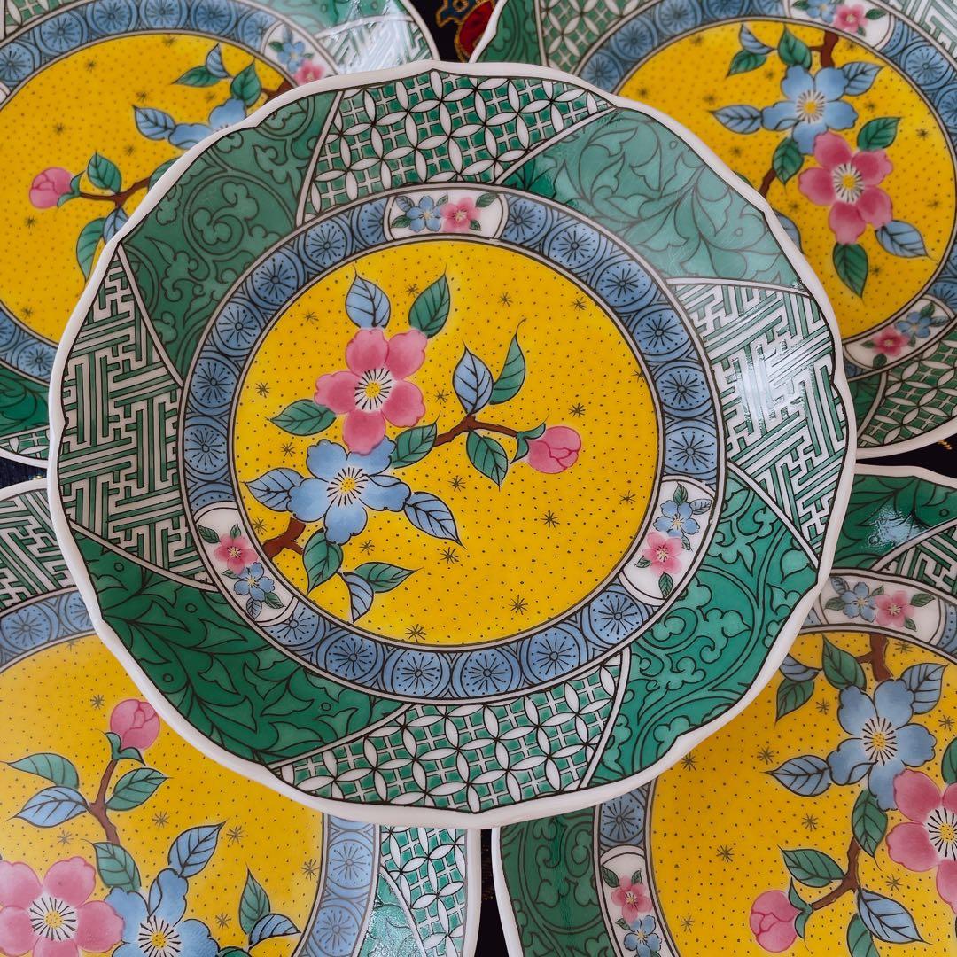 箱入り 未使用 有田焼 飛鳥窯 小皿揃 小紋柄 花絵付け 輪花 ほか