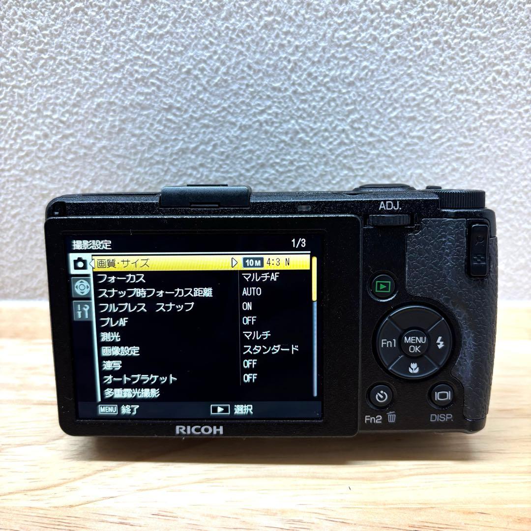 【ショット数極少】RICOH GR DIGITAL IVブラック　付属品全部あり
